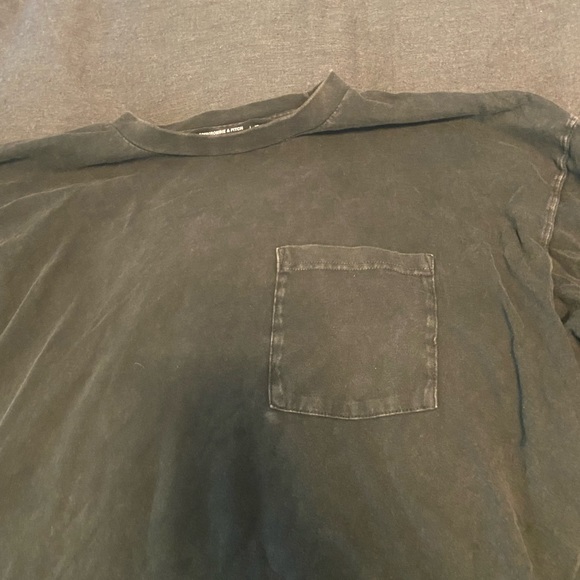 Abercrombie and fitch men’s long sleeve - Picture 2 of 4